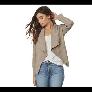 BB DAKOTA: Faux Suede Blazer